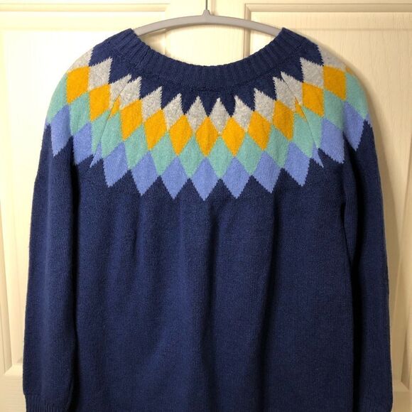 St. John’s Bay sweater - Picture 2 of 5